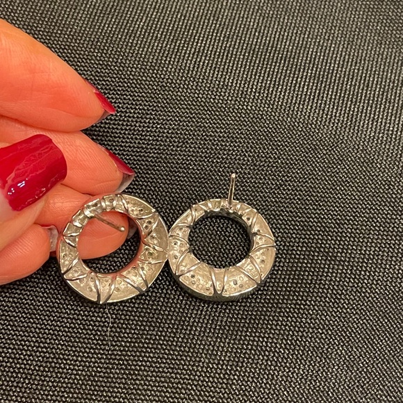 Silver Round Cluster CZ - Picture 3 of 7